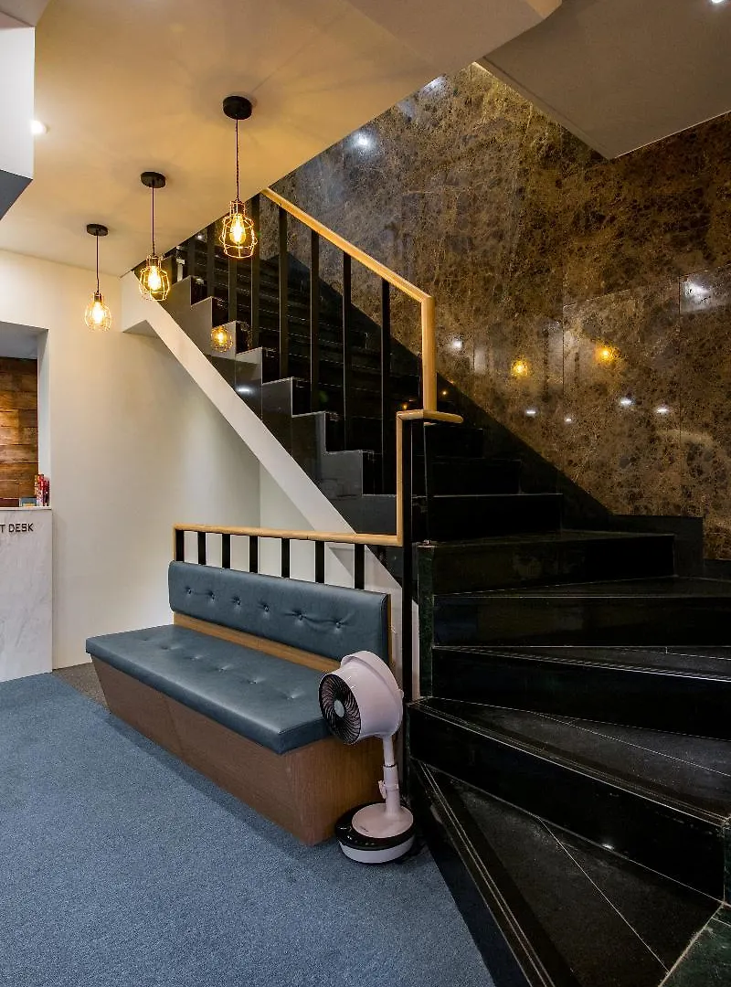 First Stay Hotel Tawny Owl Seoul 2*,  South Korea